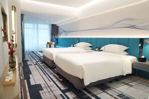 Minibar, in-room safe, blackout curtains, iron/ironing board - Asia International Hotel Guangzhou (Guangzhou)