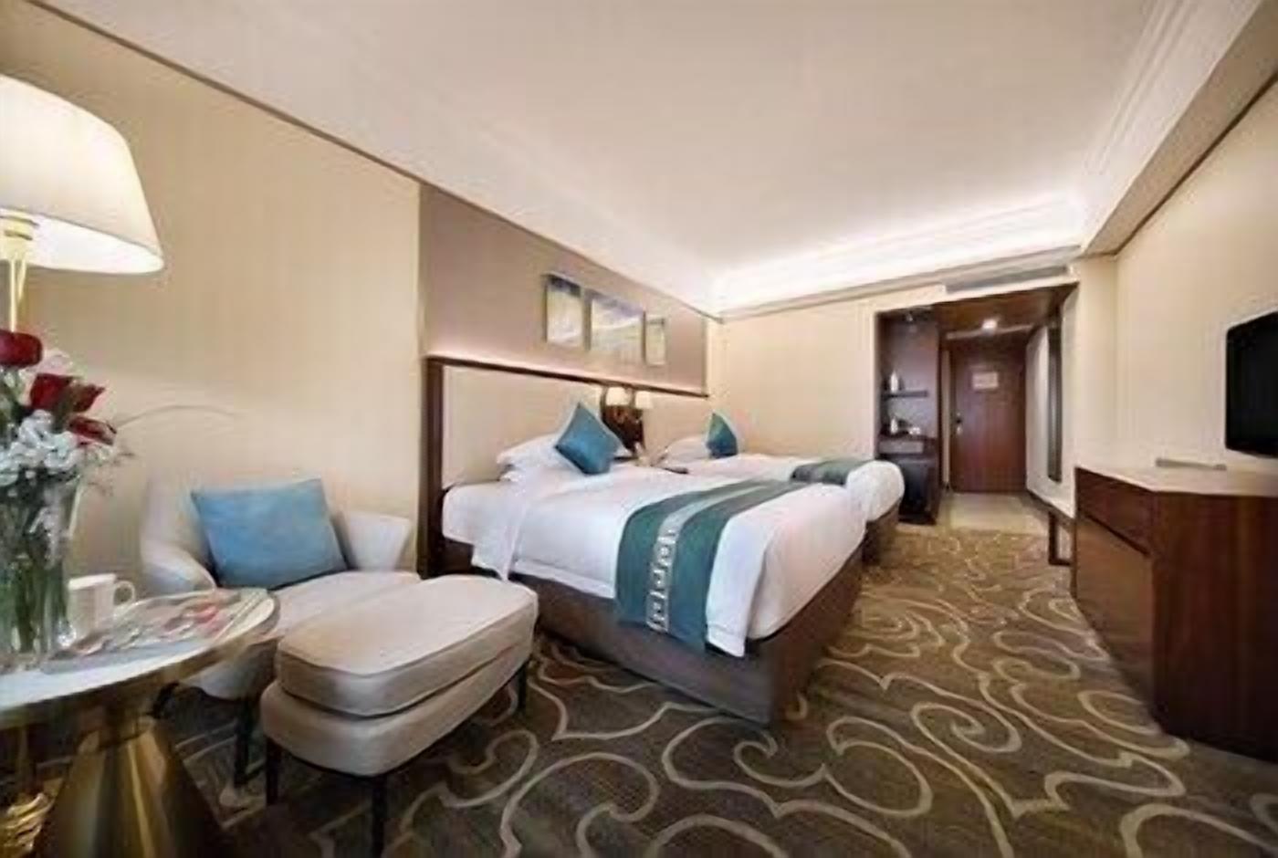 Minibar, in-room safe, blackout curtains, iron/ironing board