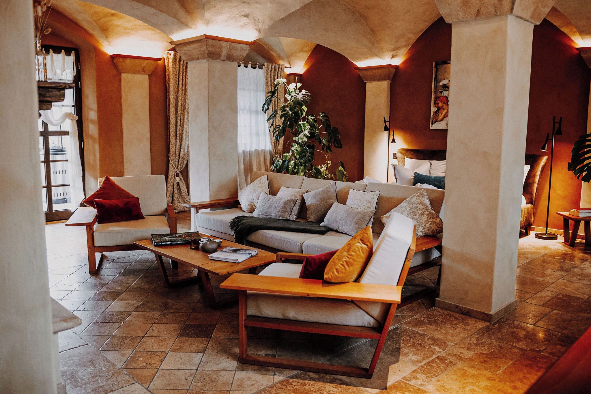 honeymoon suite | living area