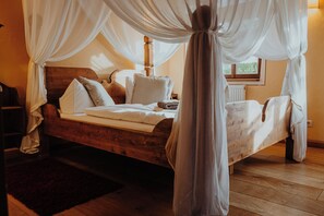 Romantisk dobbeltrom, 1 soverom | Wi-fi (inkludert) og sengetøy