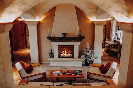 Honeymoon Suite | Living area. Rittergut Positz GmbH