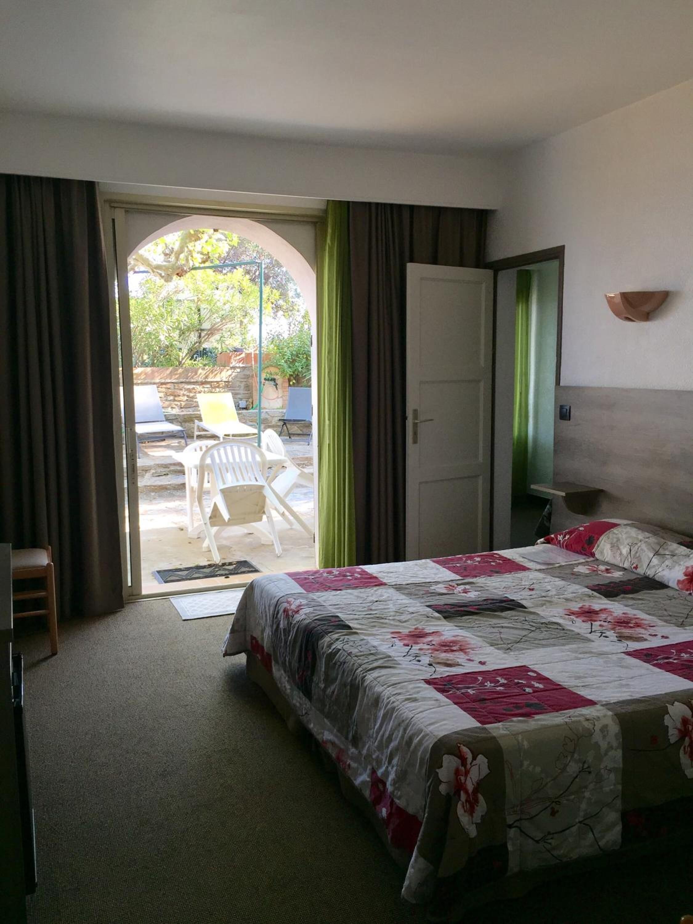 1 bedroom, minibar, in-room safe, individually decorated