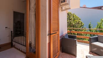 Chambre Double Deluxe | Terrasse/Patio