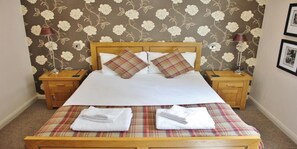 Doppelzimmer | Schreibtisch, Bügeleisen/Bügelbrett, kostenloses WLAN, Bettwäsche