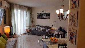 Family Apartment, 1 Bedroom, Non Smoking | Living area