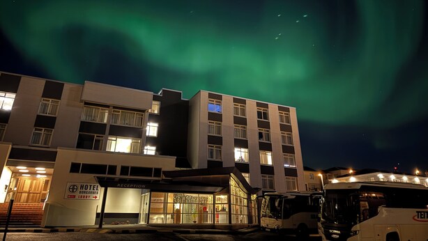 A hotel with a reception, lobby, and rooms. - Hótel Borgarnes (Borgarnes)