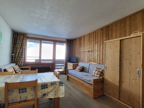 TV - 2-Rooms South with Wifi 500m from Slopes (Tignes)