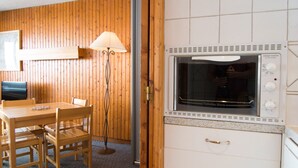 Uklassifisert bilde, 3 av 13, knapp