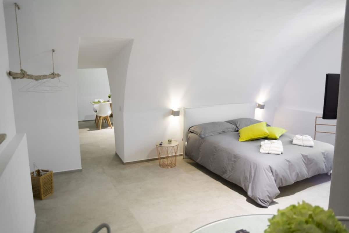 Standard Quadruple Room | Desk, free WiFi, individually decorated, individually furnished