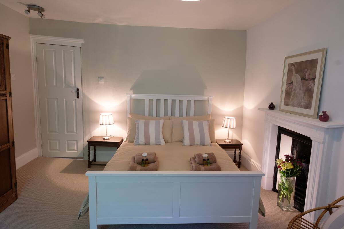 Doppelzimmer, eigenes Bad (Mill Stream)