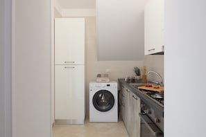 Basic Villa, 2 Bedrooms | Private kitchen