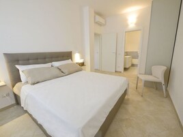 2 多间卧室、特色装修、特色家居、熨斗/熨衣板