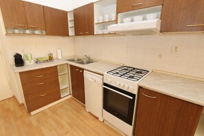 Private kitchenette - Zizka Home Apartments (Prague)