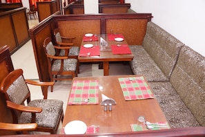 Tempat makan keluarga