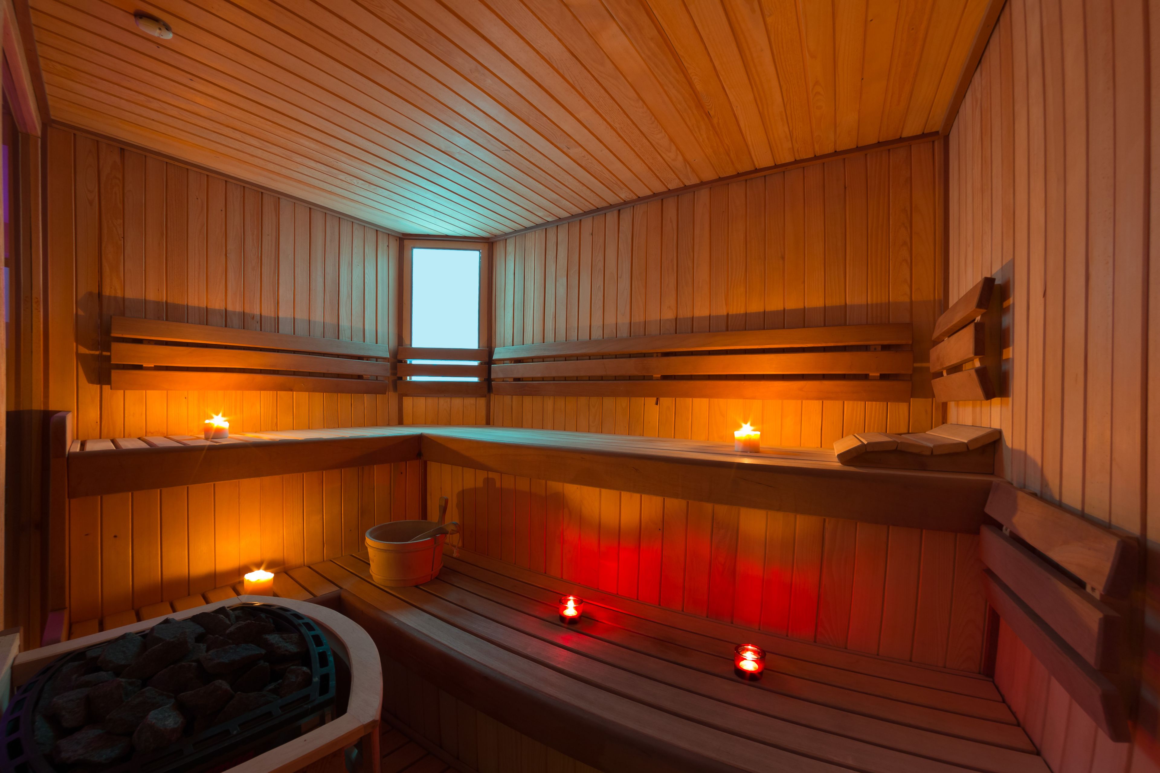 couples treatment room(s), sauna, hot tub, steam room