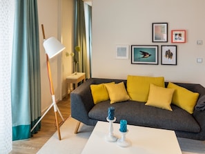 Deluxe Studio AERIS | Cofres nos quartos, quartos à prova de som