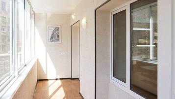 Apartment, 1 Doppelbett (А-112) | Bügeleisen/Bügelbrett, kostenloses WLAN, Bettwäsche