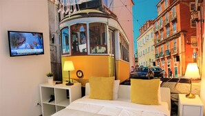 Free WiFi, bed sheets - Vila Óbidos GuestHouse by Unlock Hotels - Hostel (Obidos)
