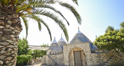 I Trulli del Ciliegio con giardino