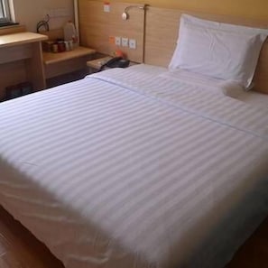 Room - 7 Days Inn (Yangquan)