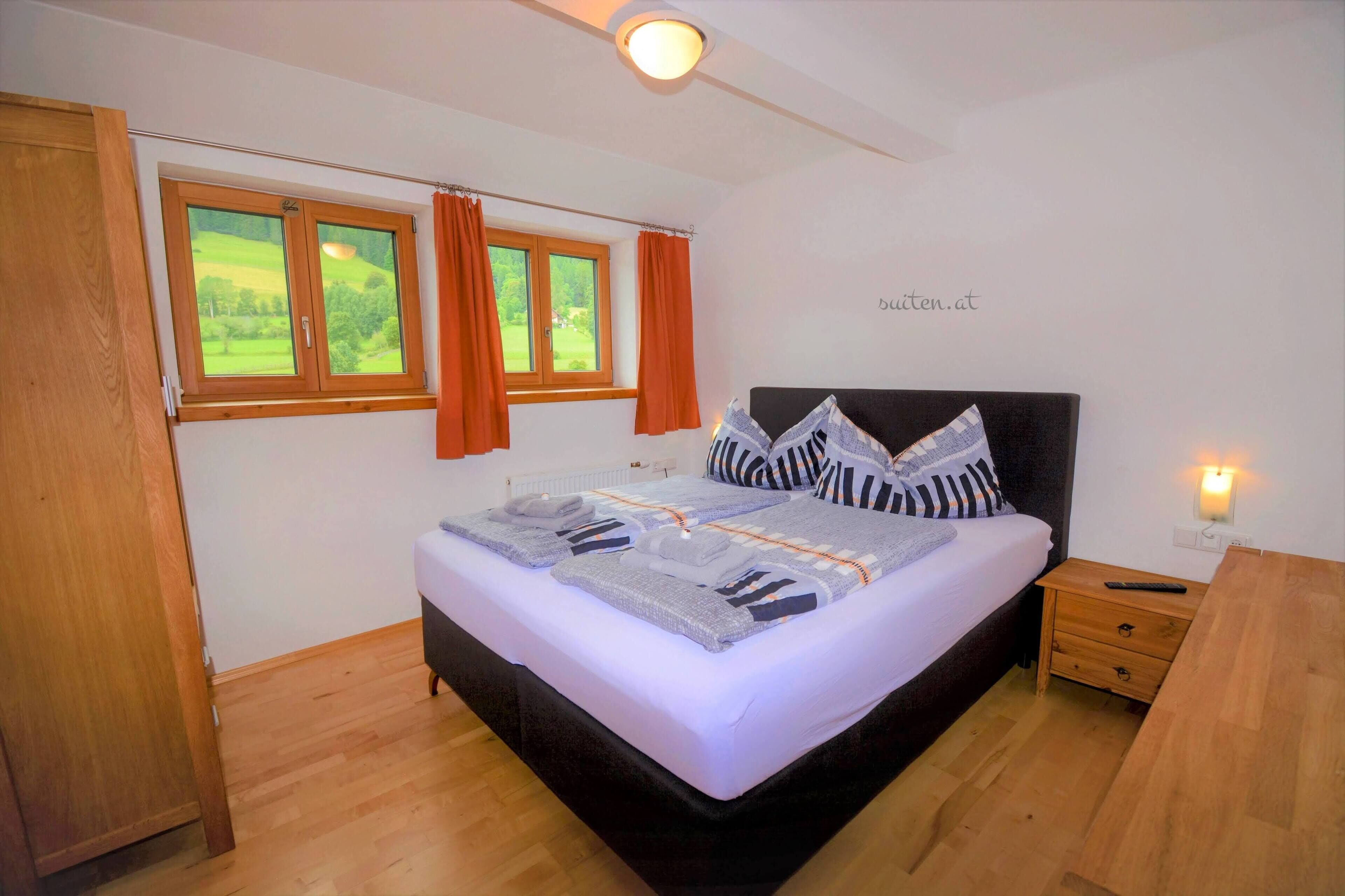 Allergikerbettwaren, Zimmersafe, individuell dekoriert