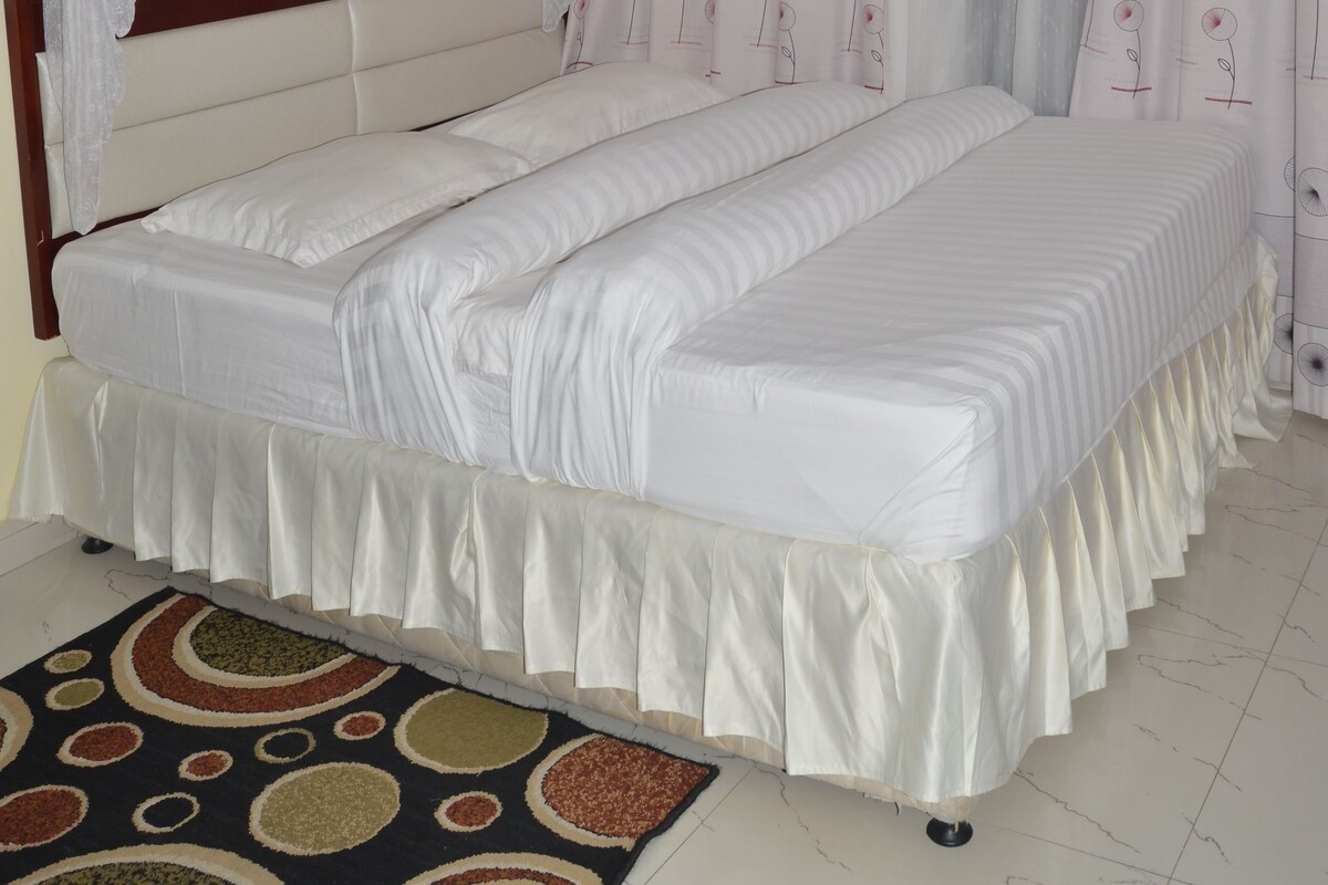 Deluxe-Doppelzimmer | Schreibtisch, kostenlose Babybetten, kostenloses WLAN, Bettwäsche