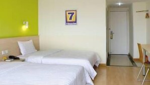 Room - 7 Days Inn (Shanghai)