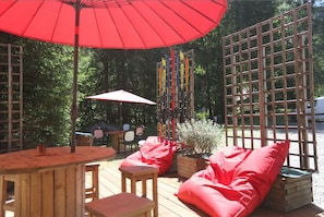 Bar lounge