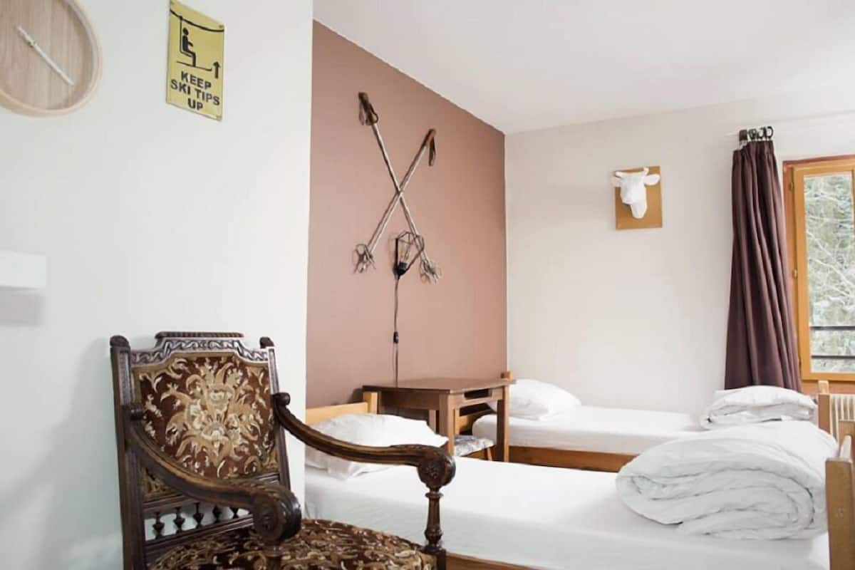 Twin Room | WiFi (free), individually decorated, individually furnished, bed sheets