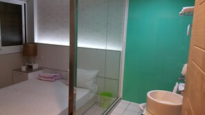 Regadera, regadera tipo lluvia, amenidades de baño gratuitas