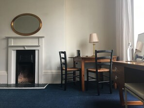 Double Room, Ensuite - Square Tree House (Liverpool)