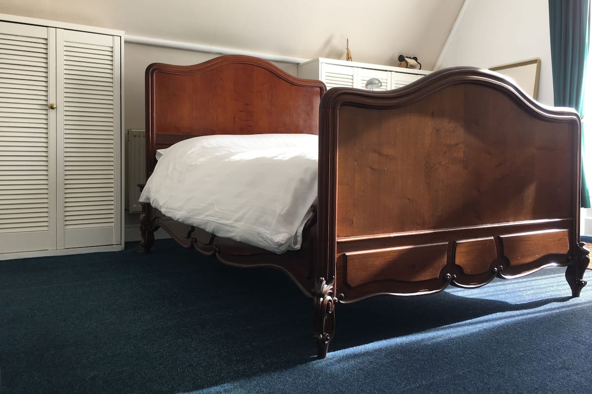 Economy Triple Room, Private Bathroom | Egyptian cotton sheets, premium bedding, desk, laptop workspace