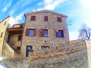 Exterior - Nidastore B&B (Arcevia)