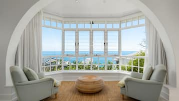 Superior Villa, Multiple Beds, Non Smoking | Living area | Flat-screen TV, fireplace