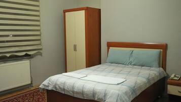 Quarto casal standard | Frigobar, Wi-Fi de cortesia