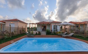 Outdoor pool, pool umbrellas, pool loungers - Coastal Dreamy Retreat, Dive in Dimitra's Paradise (Pylos-Nestoras)