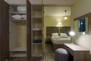 Villa, piscine privée | 1 chambre, bureau, fer et planche à repasser, Wi-Fi gratuit