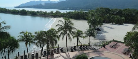Suite Deluxe, vue mer | Vue sur la plage/l’océan