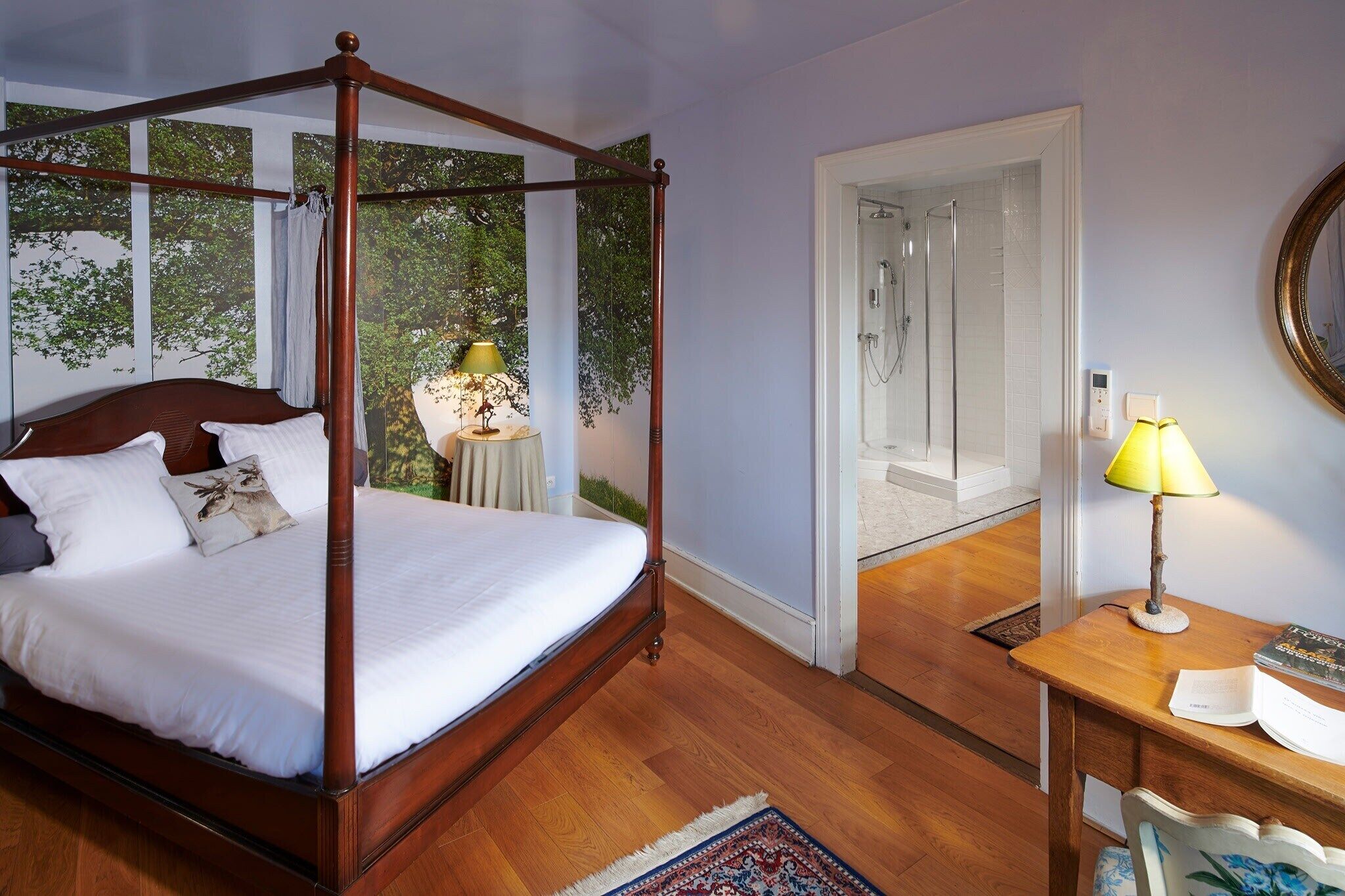 signature room | minibar, in-room safe, individually furnished, desk