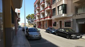 Exterior - Snooze and Fly - Hostel (Elche)