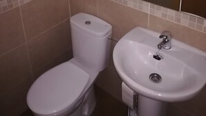 Bathroom - Snooze and Fly - Hostel (Elche)