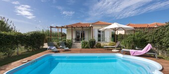 Jewel of Venus Villa - Private Pool Paradise