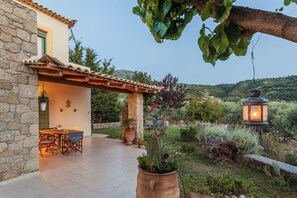 Terrace/patio - Lavender Garden Retreat - Secluded Seaside Getaway (West Mani)