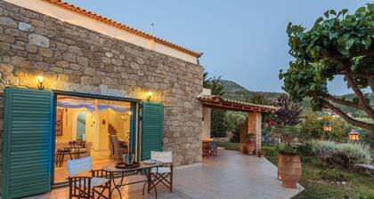 Lavender Garden Retreat - Secluded Seaside Getaway