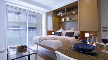 Studio | Premium bedding, iron/ironing board, cribs/infant beds, free WiFi