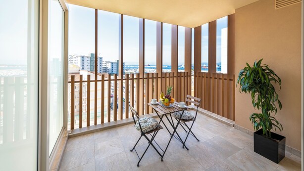 Deluxe Studio with Sea Views and Balcony | Utsikt fra balkong