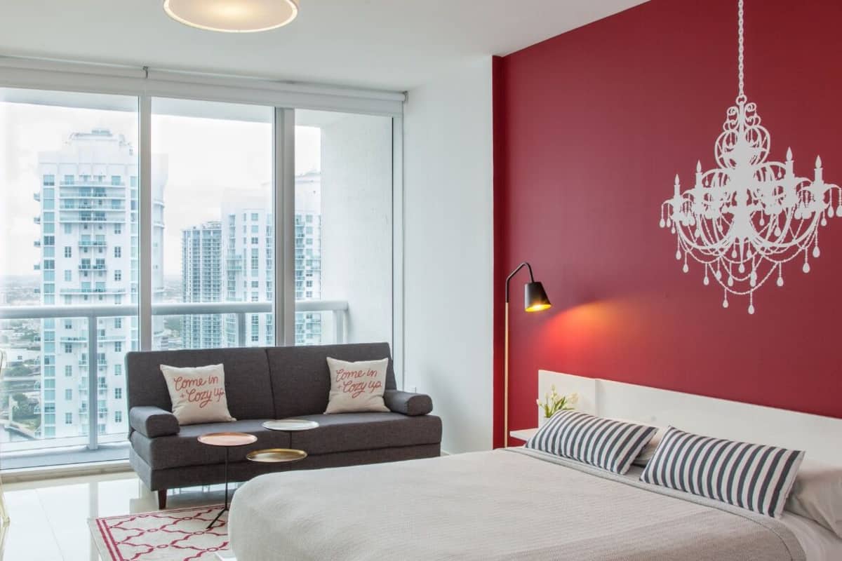 Business Studio Suite, 1 Queen, Balcony, City/River View 3505 | 2 bilik tidur, cadar kapas Mesir, peralatan tempat tidur premium