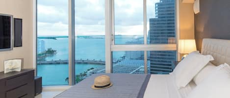 Presidential Corner Apart, 2 Bedrooms, Frontal Ocean Views2510 | 2 habitaciones y sábanas de algodón egipcio