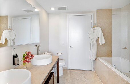 Miami Vacation Rentals Brickell - Image 231