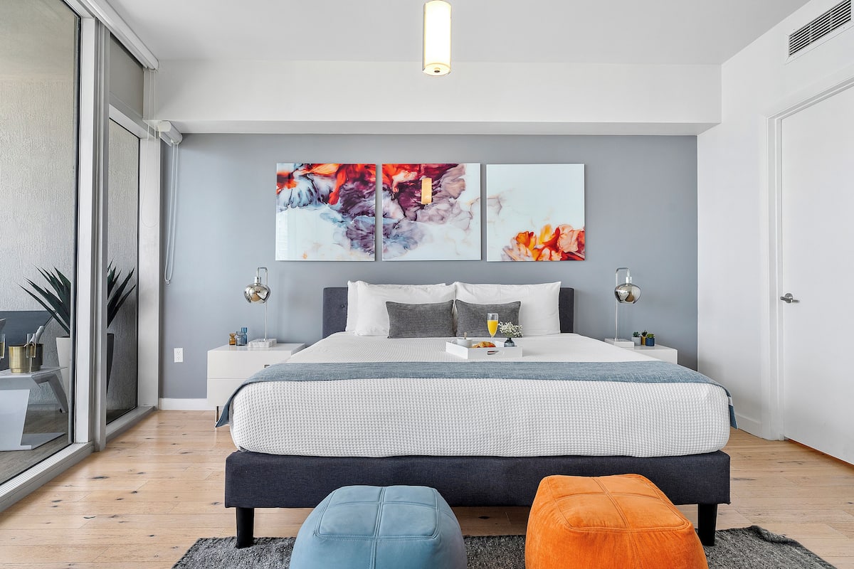 Boutique Apart, 1 King & Sofa Bed, Sauna, River/City Views, Balcony2603 | 2 bedrooms, Egyptian cotton sheets, premium bedding, in-room safe